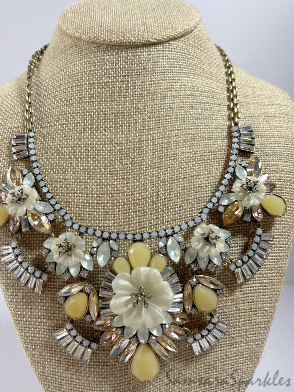 Chloe + Isabel Floral Statement Necklace + Bracelet + Earrings Three Piece Set - Picture 8 of 11
